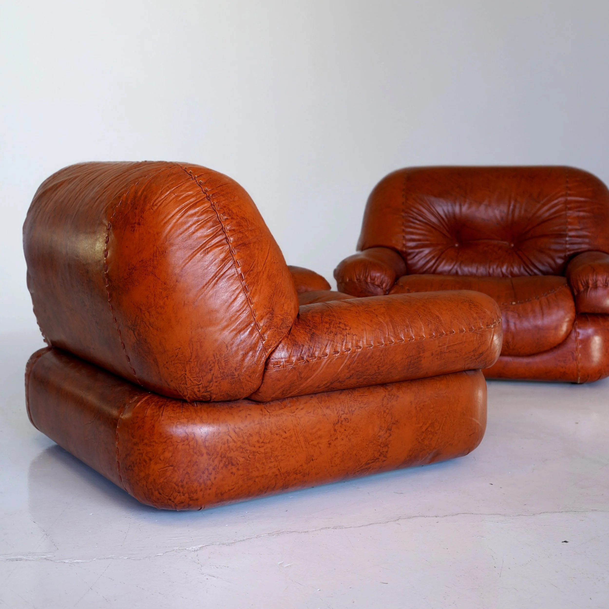 Sapporo Armchairs by Mobil Girgi — Titus Cosmos